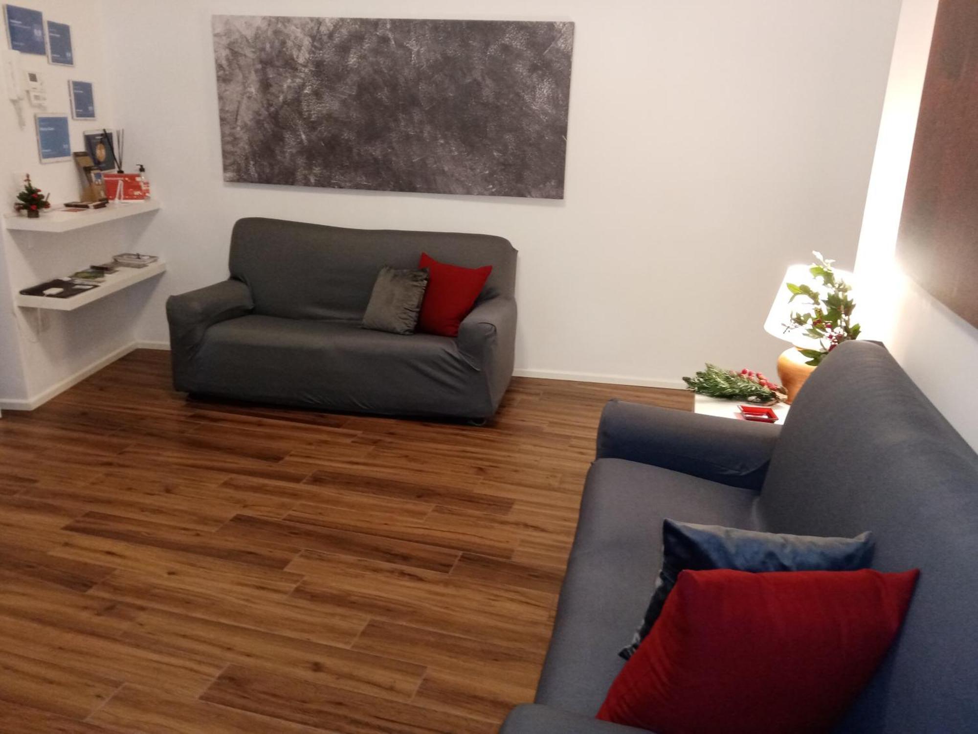 Maison Sama ' Andria Luaran gambar